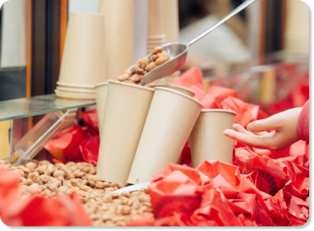 アーモンドを売る屋台